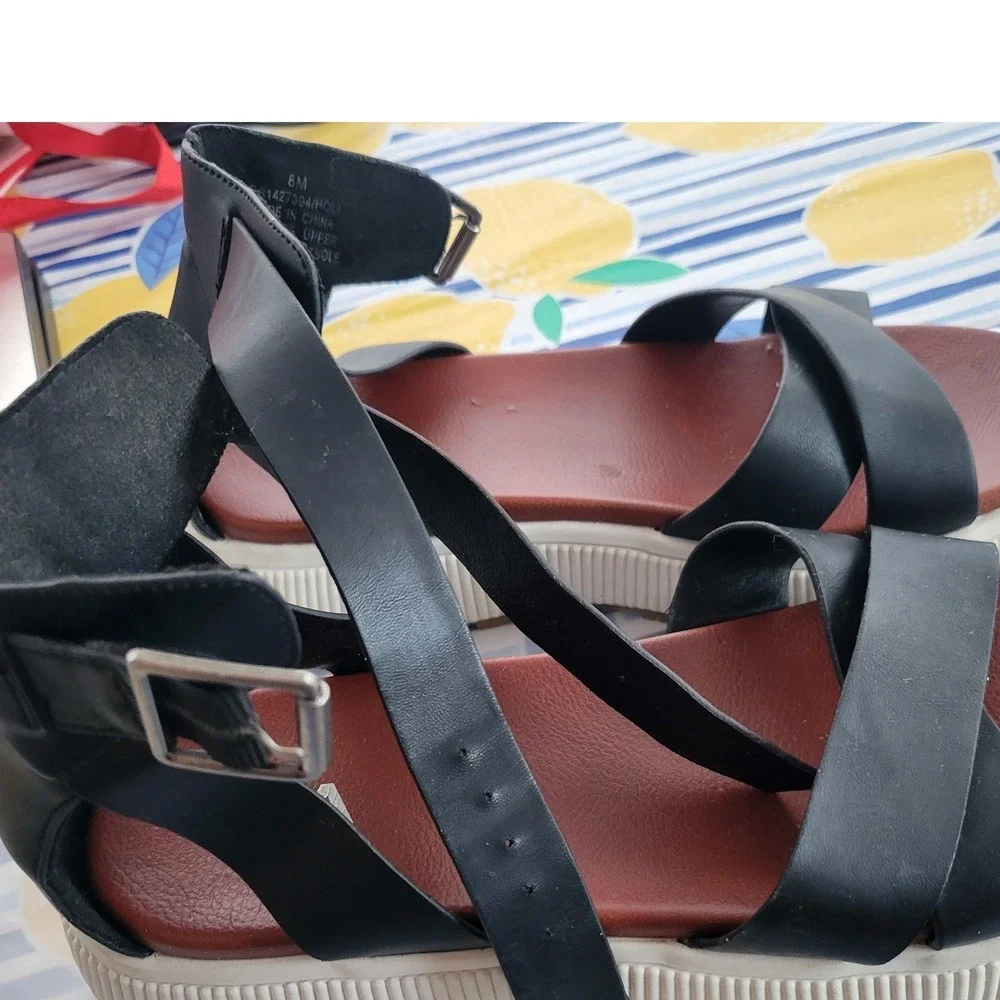 MIA Holi Black Crisscross Ankle Strap Platform Sandals Womens 8M GS1427304